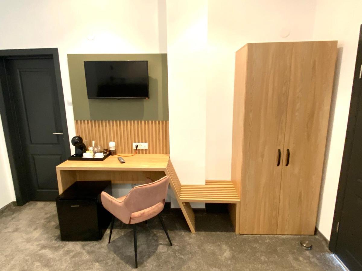 Victoria Rooms Oradea Ngoại thất bức ảnh