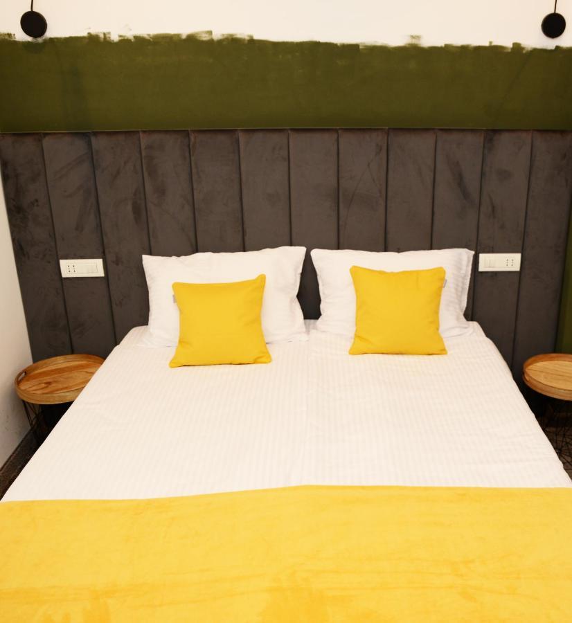 Victoria Rooms Oradea Ngoại thất bức ảnh