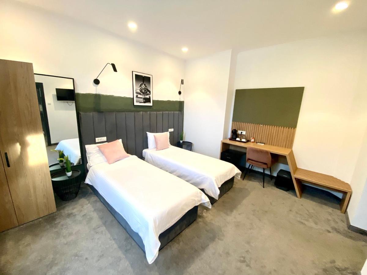Victoria Rooms Oradea Ngoại thất bức ảnh