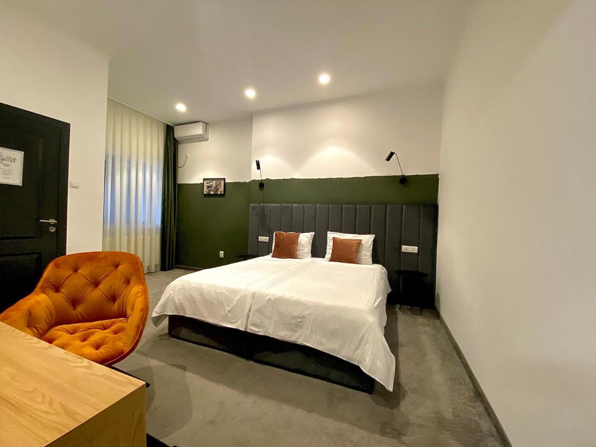 Victoria Rooms Oradea Ngoại thất bức ảnh